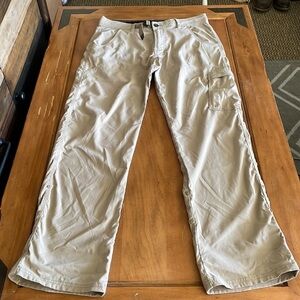 PRANA Roll Up Pants Size Medium